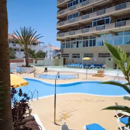 2bedroom 200m From *